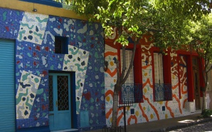 Las callecitas de Buenos Aires tienen ese qué sé yo, ¿viste  ?